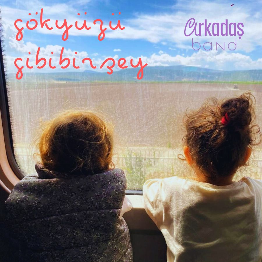 Gökyüzü Gibi Bir Şey